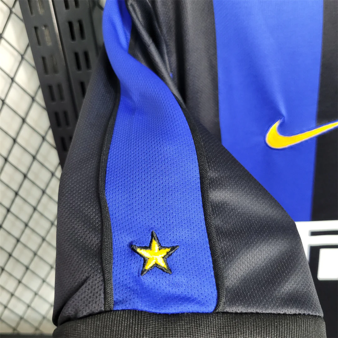 Inter Milan 1999/00 (Home) - Image 4